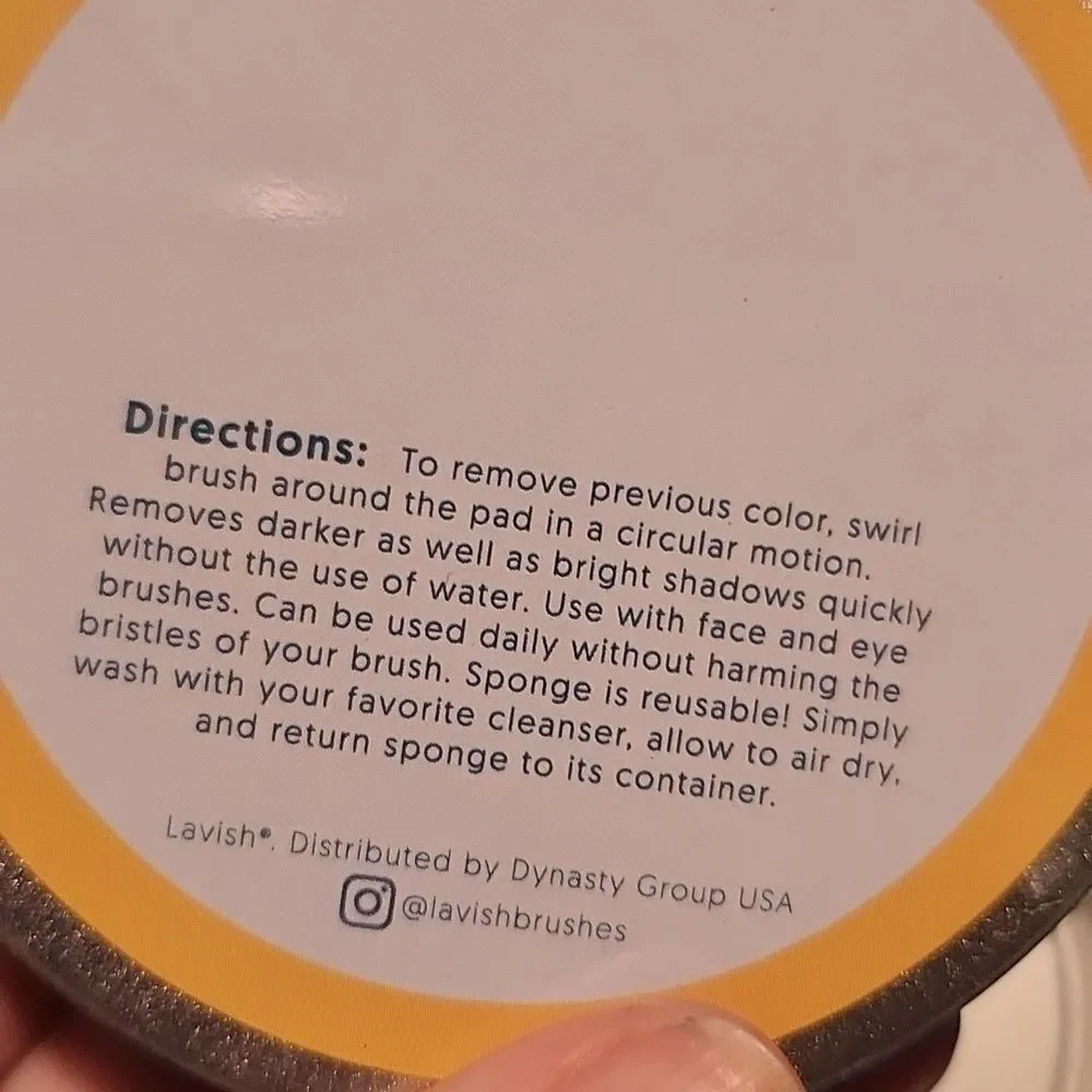 OPVbeauty London Translucent Setting Powder with Bonus Brush Cleaner